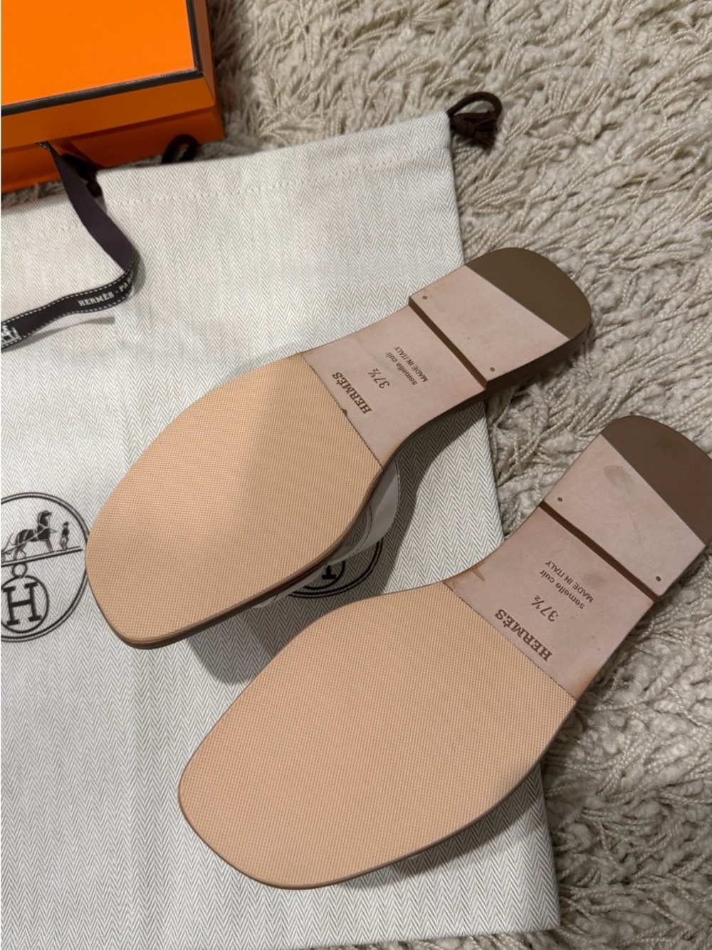 BRAND NEW Hermes White Oran Slide Sandals - Picture 3 of 5